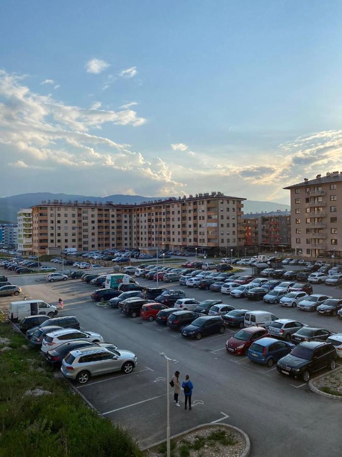 Apartman Ml Lukavica Luaran gambar